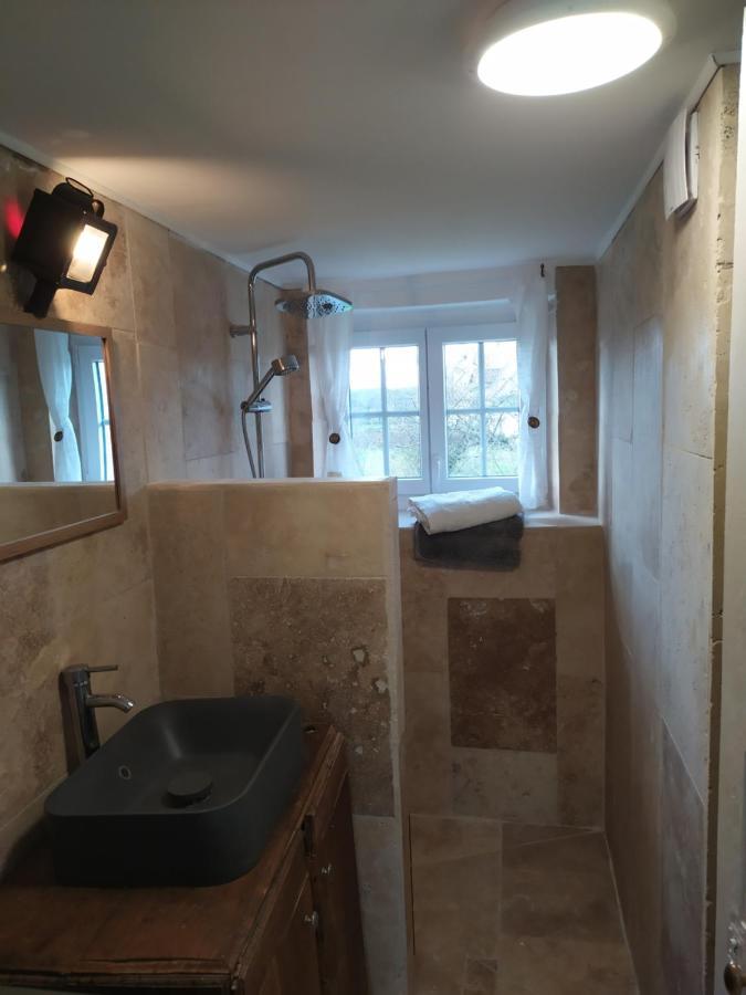 Petit Saint Hubert 1 A 4 Personnes Bed and Breakfast Velles  Exteriör bild