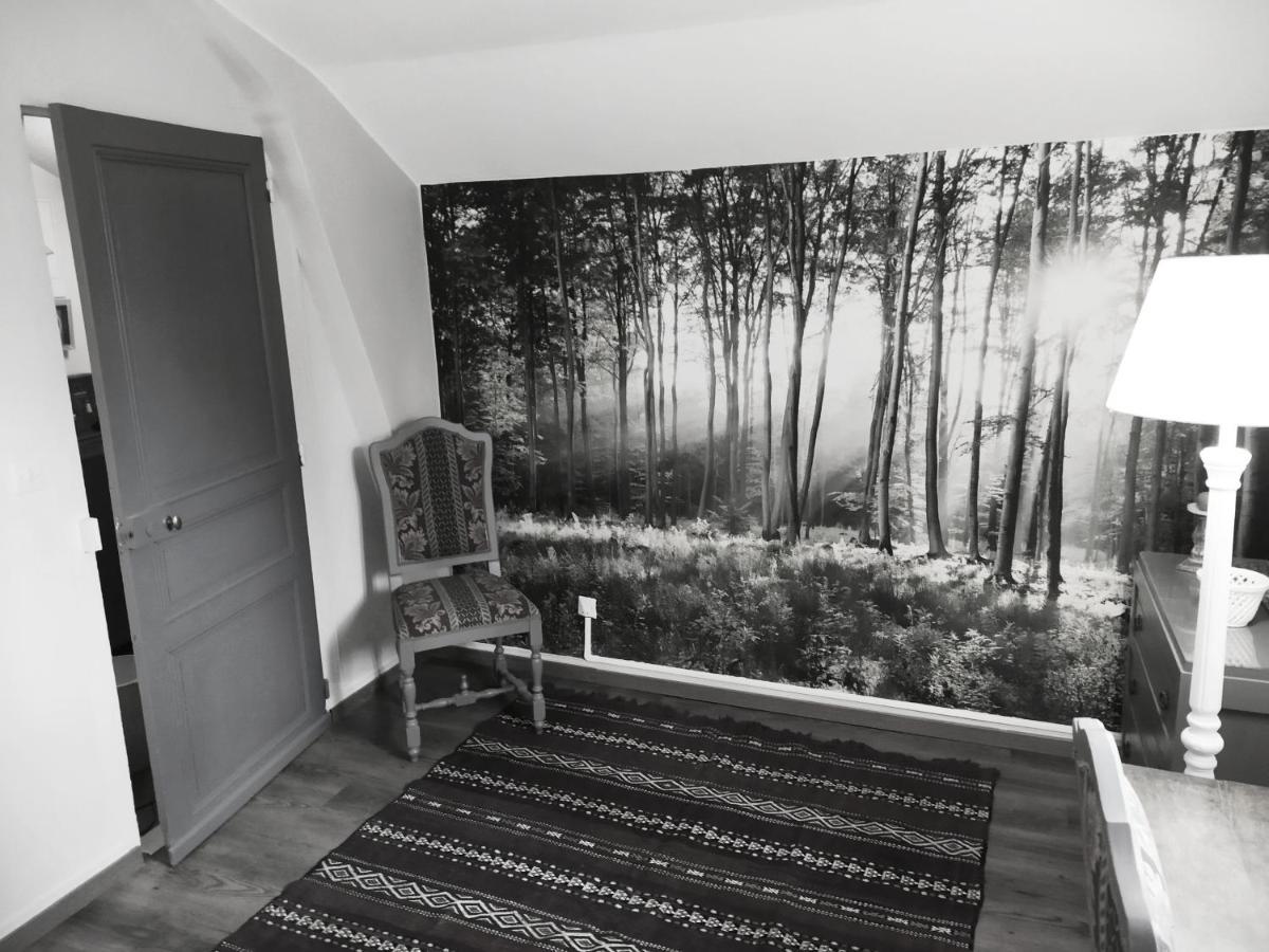 Petit Saint Hubert 1 A 4 Personnes Bed and Breakfast Velles  Exteriör bild